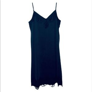 NWT Ella Moss: Medium Lacey Black Sleep Slip
